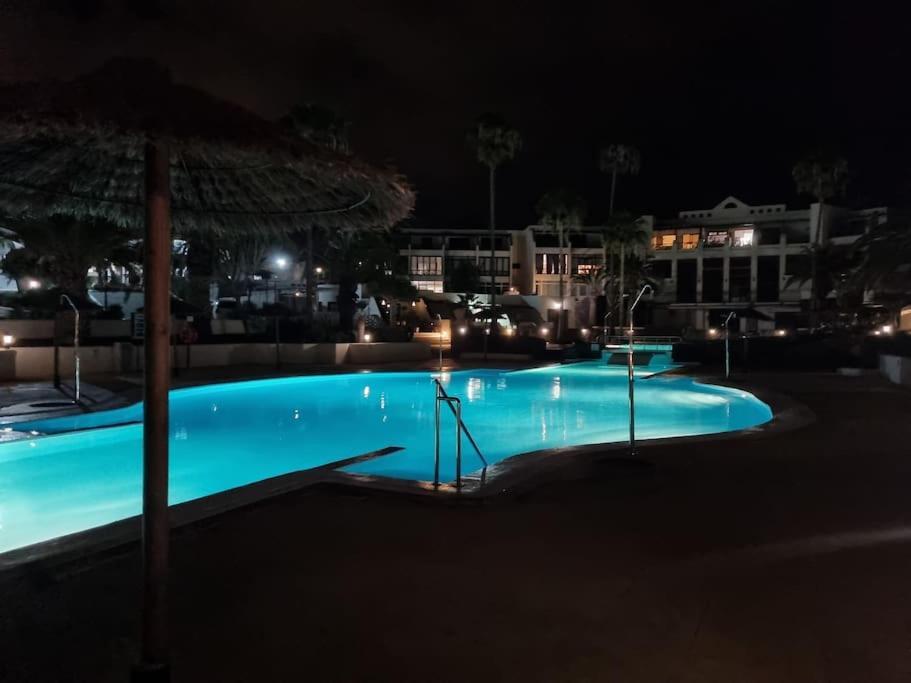 Pequeno Bungalow Firt Line Of The Sea Costa Teguise Exteriör bild